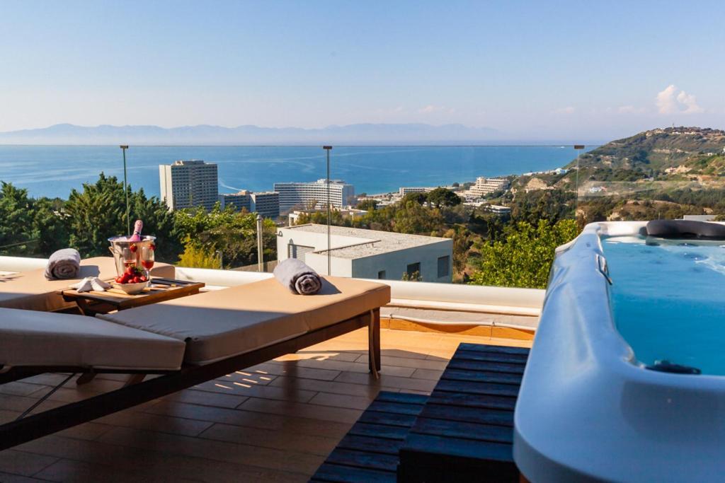 Flyviewflatsgold Privatehottub With Seaview Lejlighed Ixia  Eksteriør billede