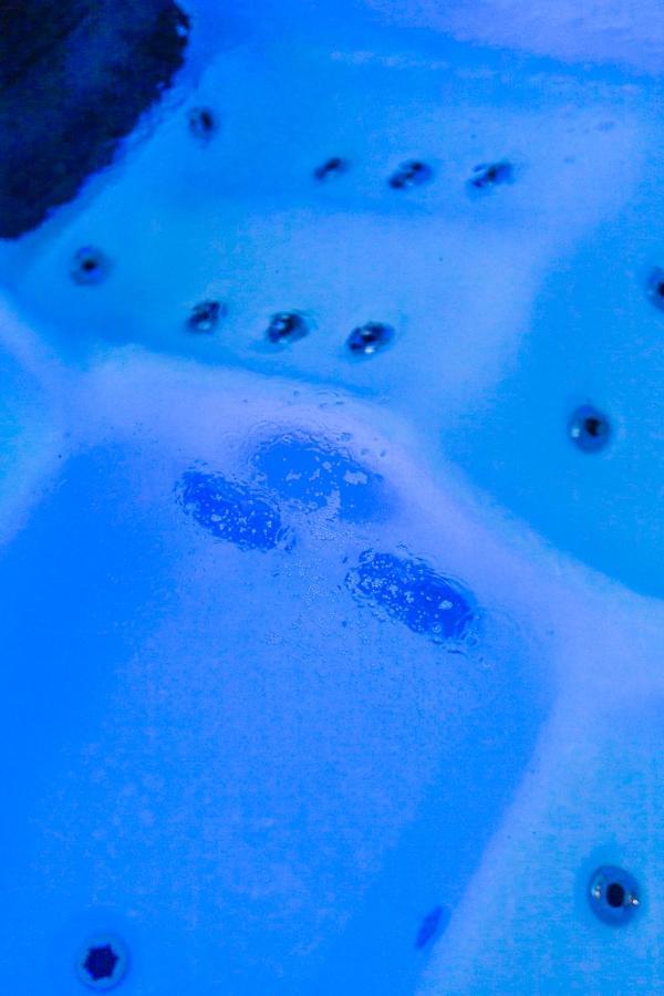 Flyviewflatsgold Privatehottub With Seaview Lejlighed Ixia  Eksteriør billede